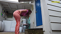 pee pissing