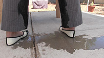 pee pissing